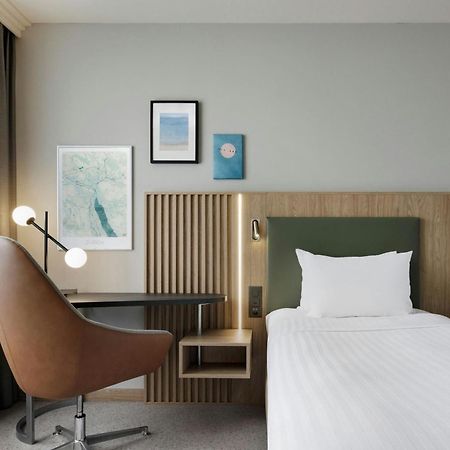 Courtyard By Marriott Zurich North Hotel Ngoại thất bức ảnh