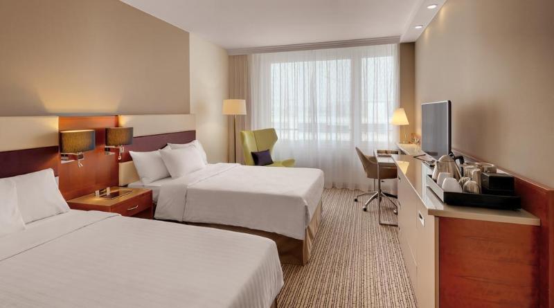 Courtyard By Marriott Zurich North Hotel Ngoại thất bức ảnh