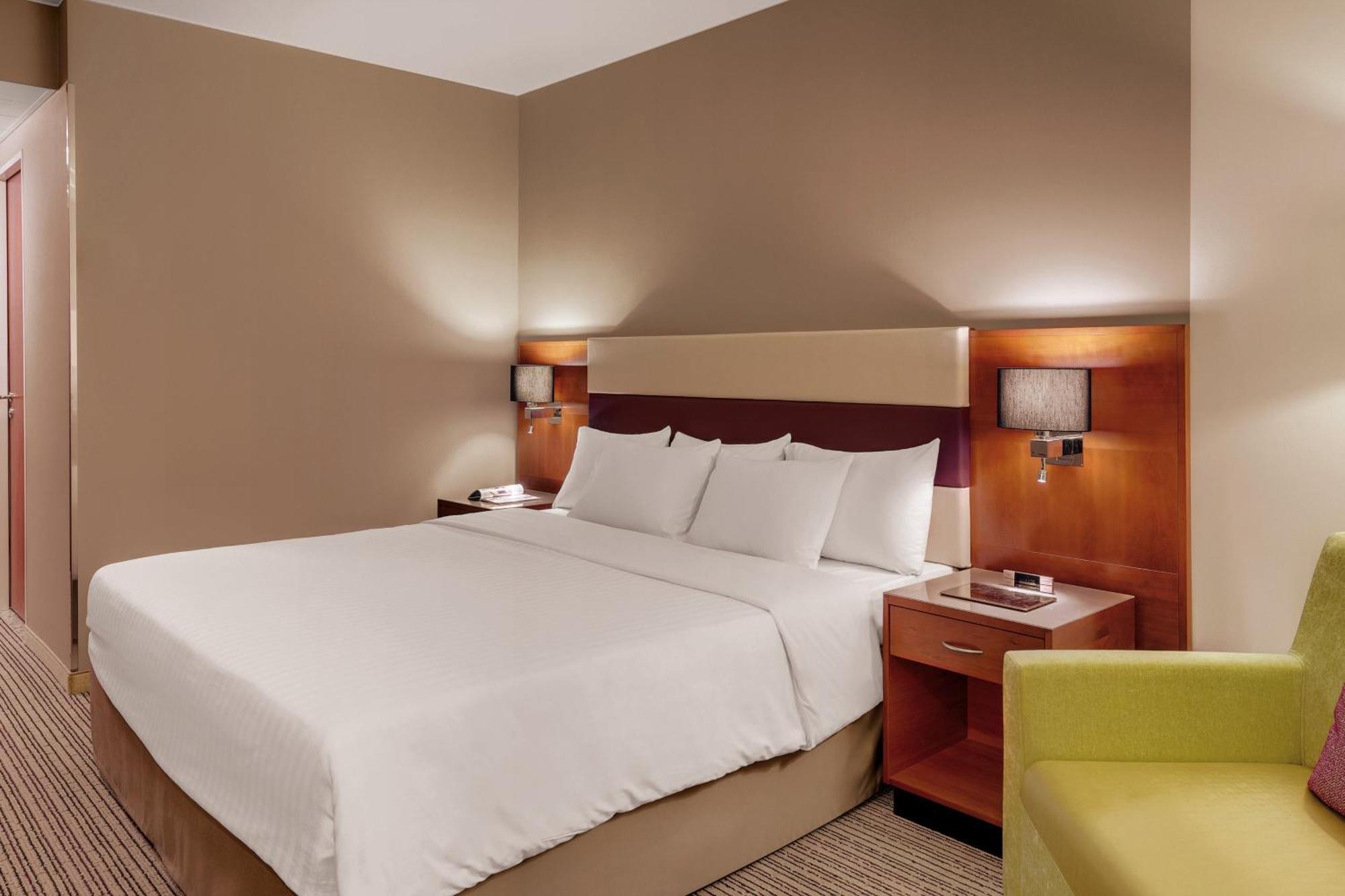 Courtyard By Marriott Zurich North Hotel Ngoại thất bức ảnh