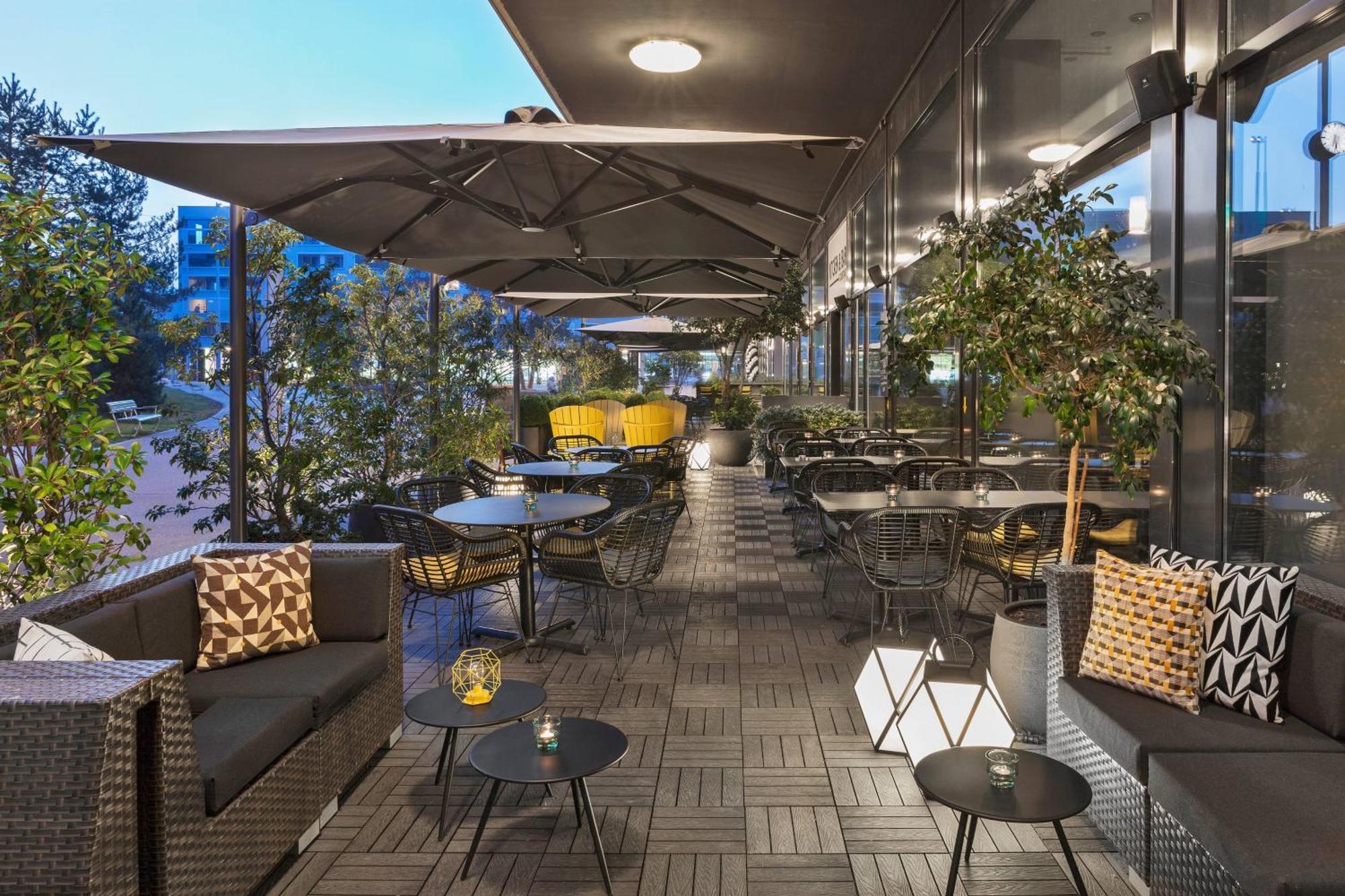 Courtyard By Marriott Zurich North Hotel Ngoại thất bức ảnh