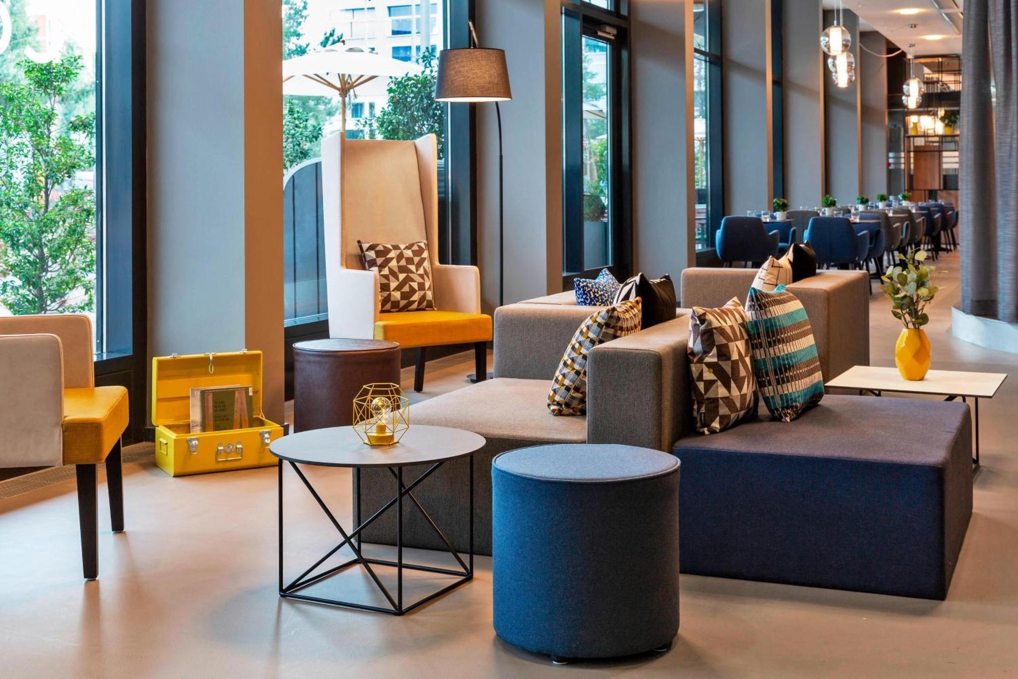 Courtyard By Marriott Zurich North Hotel Ngoại thất bức ảnh
