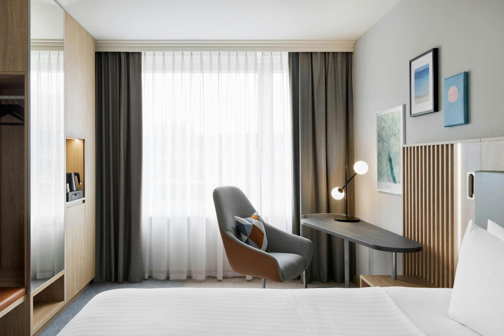 Courtyard By Marriott Zurich North Hotel Ngoại thất bức ảnh