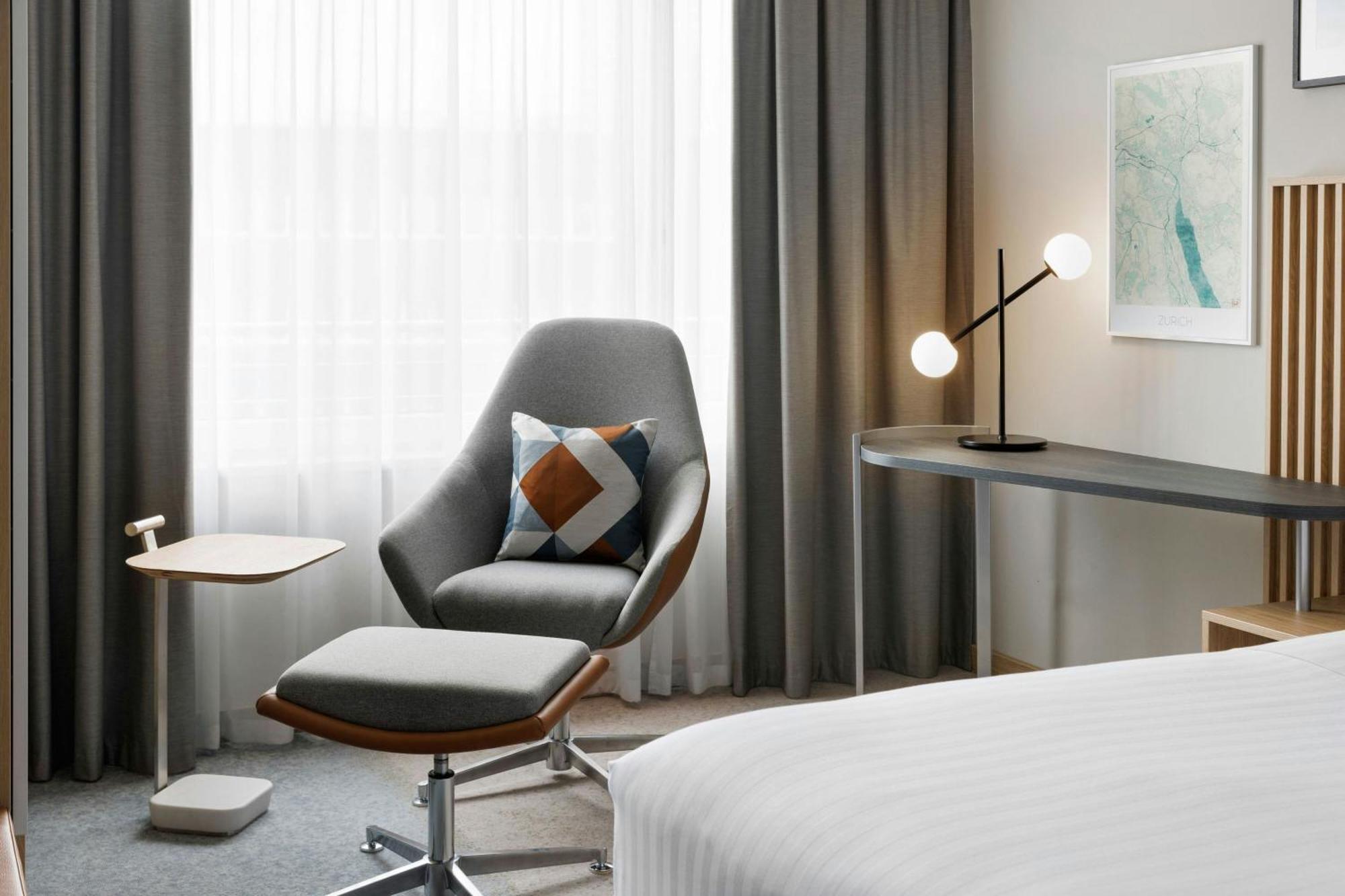 Courtyard By Marriott Zurich North Hotel Ngoại thất bức ảnh